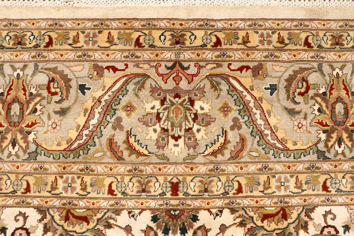 Cornsilk Mahal 9' 1 x 12' 6 - No. 67531 - ALRUG Rug Store