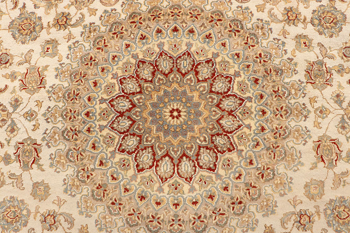 Blanched Almond Isfahan 8' x 10' 2 - No. 67537 - ALRUG Rug Store