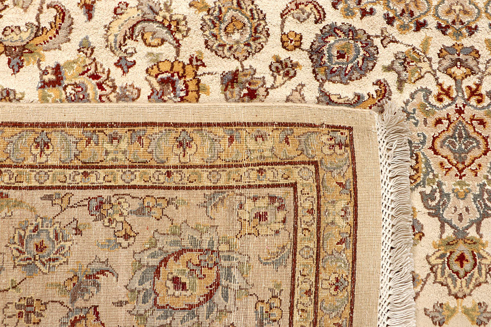 Blanched Almond Isfahan 7' 10 x 10' 6 - No. 67538 - ALRUG Rug Store