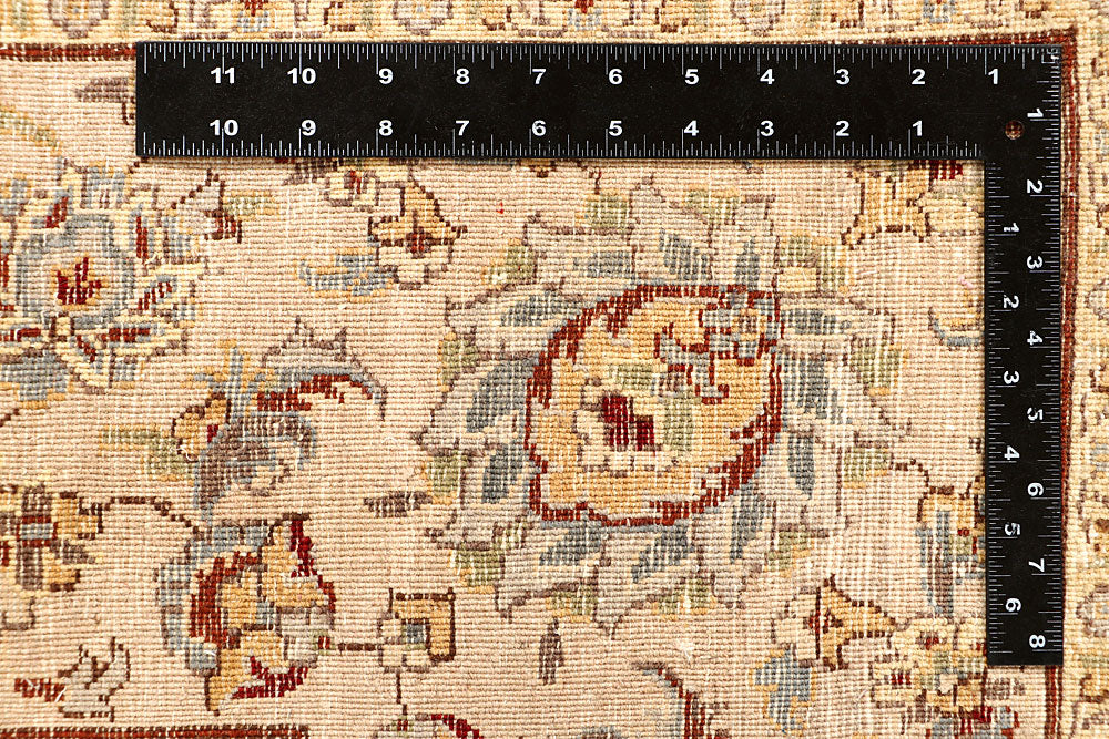 Blanched Almond Isfahan 7' 10 x 10' 6 - No. 67538 - ALRUG Rug Store