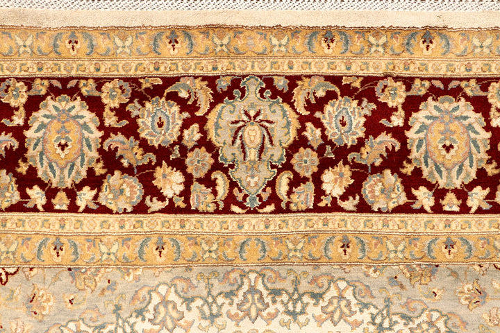 Antique White Isfahan 8' x 10' 3 - No. 67539 - ALRUG Rug Store