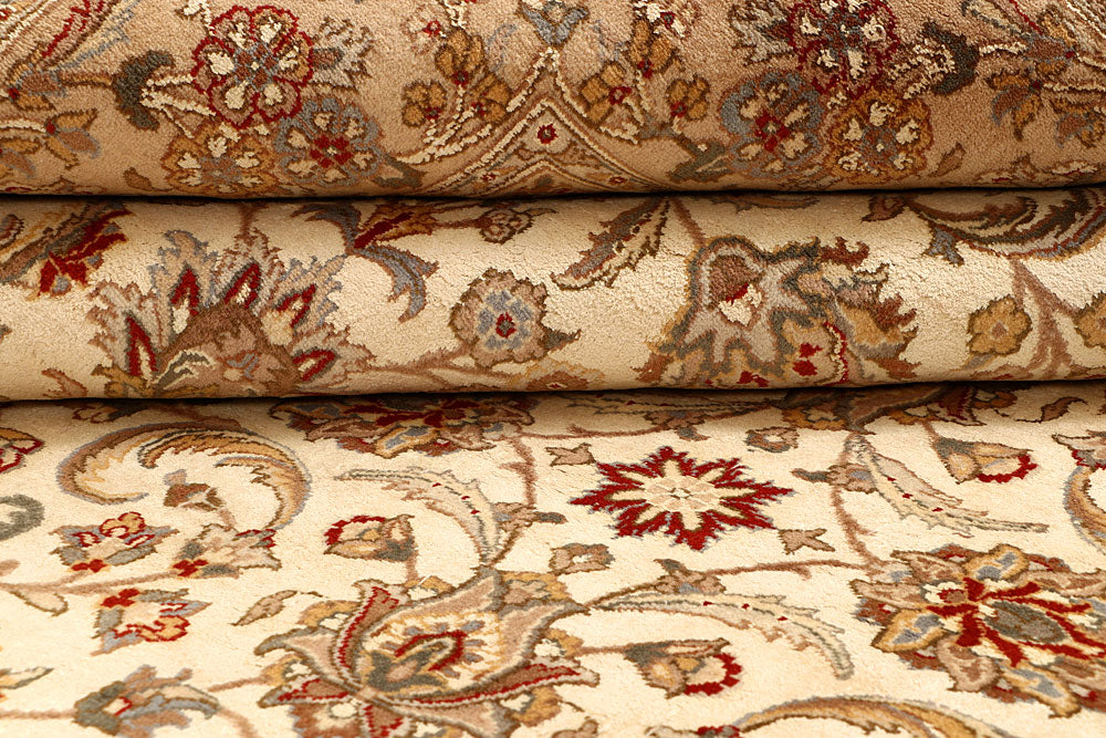 Cornsilk Mahal 8' x 10' 3 - No. 67542 - ALRUG Rug Store