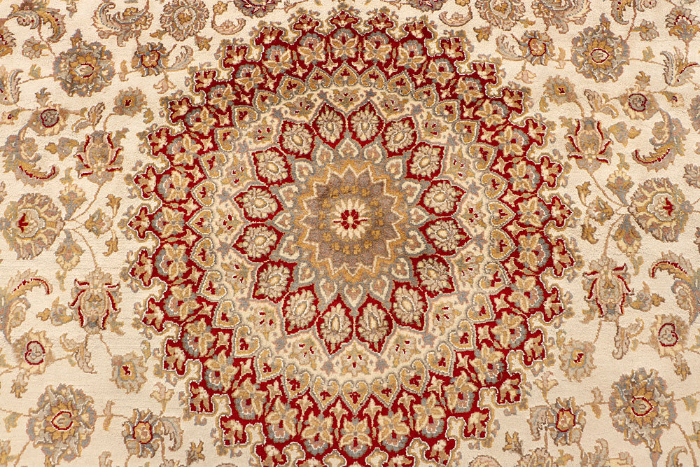 Ivory Isfahan 7' 10 x 10' 5 - No. 67543 - ALRUG Rug Store