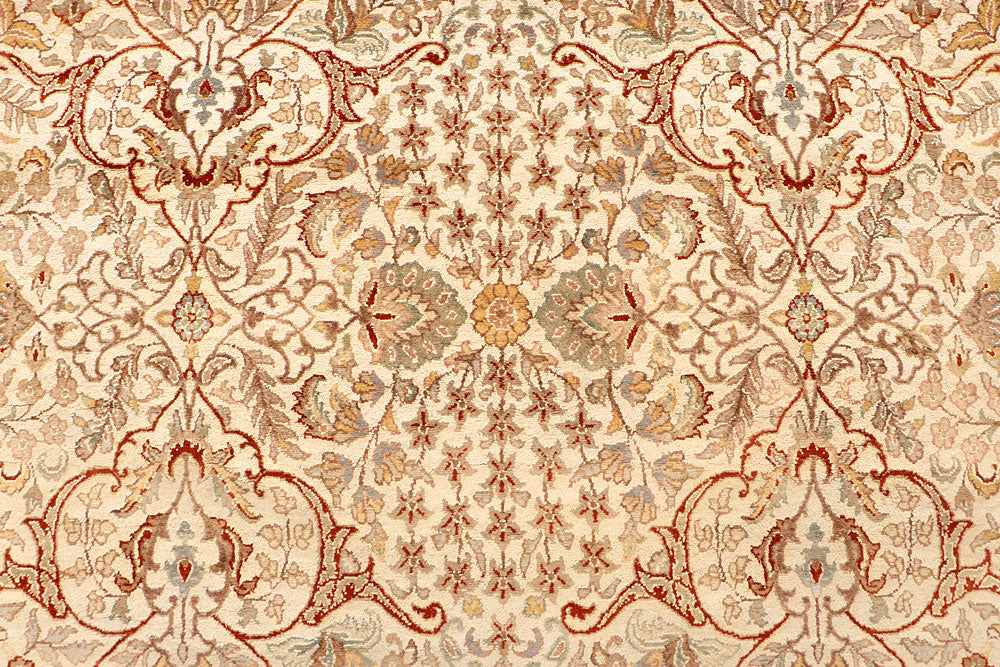 Blanched Almond Mahal 8' x 10' 4 - No. 67545 - ALRUG Rug Store
