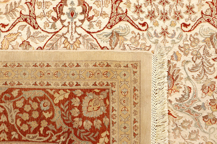 Blanched Almond Mahal 8' x 10' 4 - No. 67545 - ALRUG Rug Store