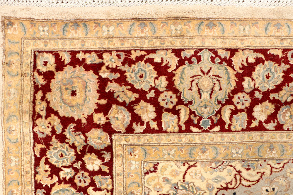 Blanched Almond Isfahan 7' 11 x 10' 9 - No. 67547 - ALRUG Rug Store