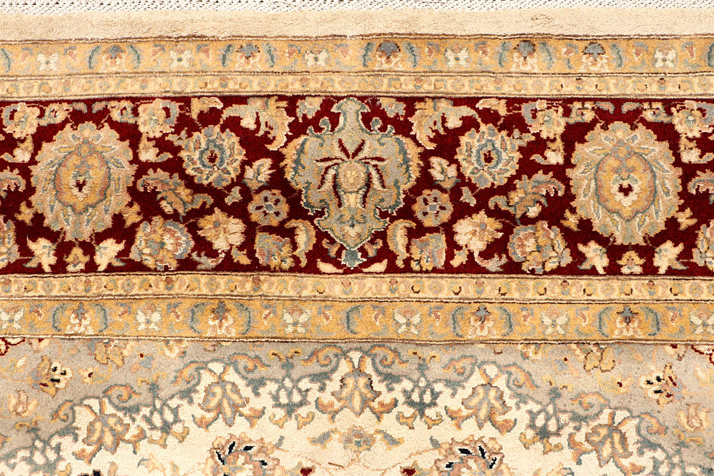 Blanched Almond Isfahan 7' 11 x 10' 9 - No. 67547 - ALRUG Rug Store