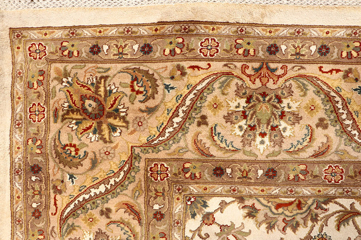 Ivory Mahal 8' x 9' 11 - No. 67552 - ALRUG Rug Store