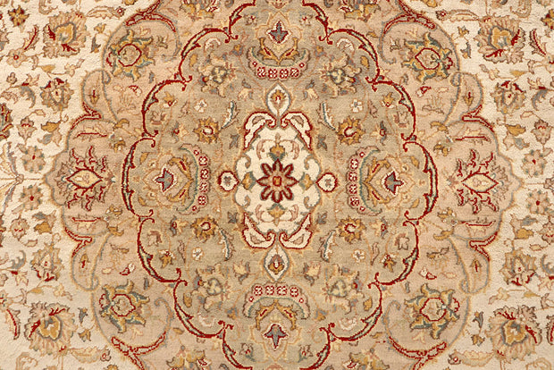 Blanched Almond Isfahan 8' x 10' 4 - No. 67555 - ALRUG Rug Store