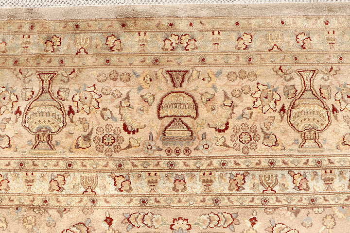 Blanched Almond Isfahan 8' x 10' 5 - No. 67561 - ALRUG Rug Store