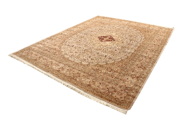 Blanched Almond Isfahan 8' x 10' 5 - No. 67561 - ALRUG Rug Store