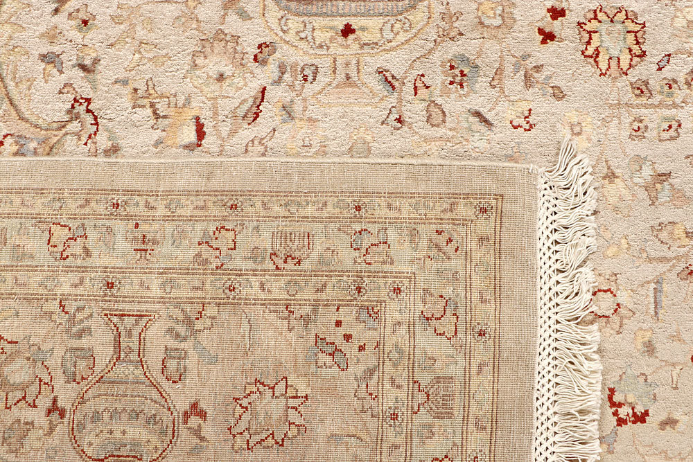 Blanched Almond Isfahan 8' x 10' 5 - No. 67561 - ALRUG Rug Store