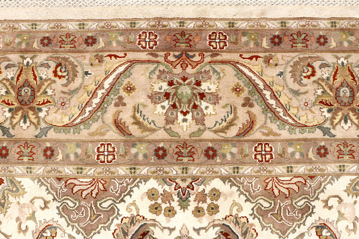 Ivory Mahal 8' 2 x 10' 3 - No. 67562 - ALRUG Rug Store