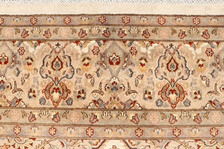 Blanched Almond Isfahan 8' x 10' 6 - No. 67564 - ALRUG Rug Store