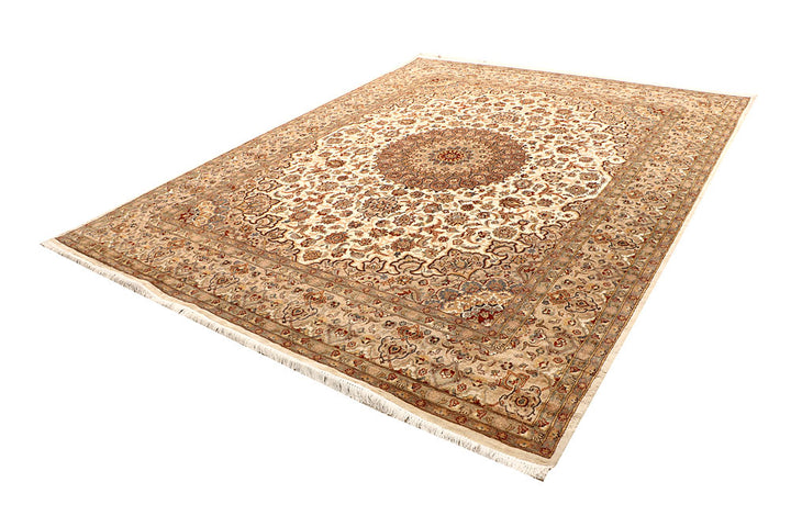 Blanched Almond Isfahan 8' x 10' 6 - No. 67564 - ALRUG Rug Store