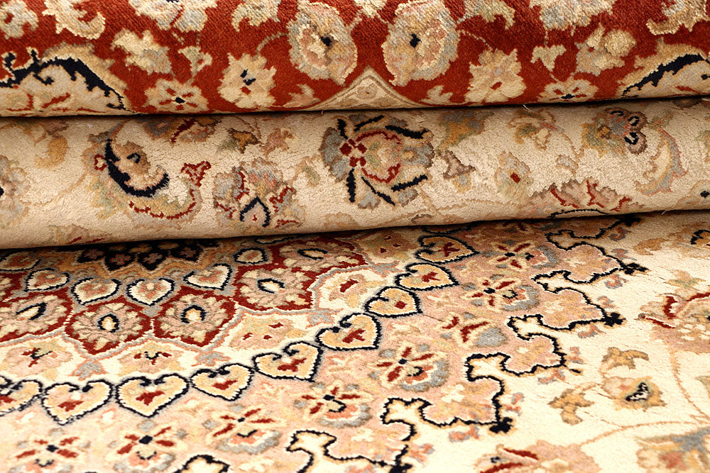 Blanched Almond Isfahan 8' x 9' 9 - No. 67566 - ALRUG Rug Store