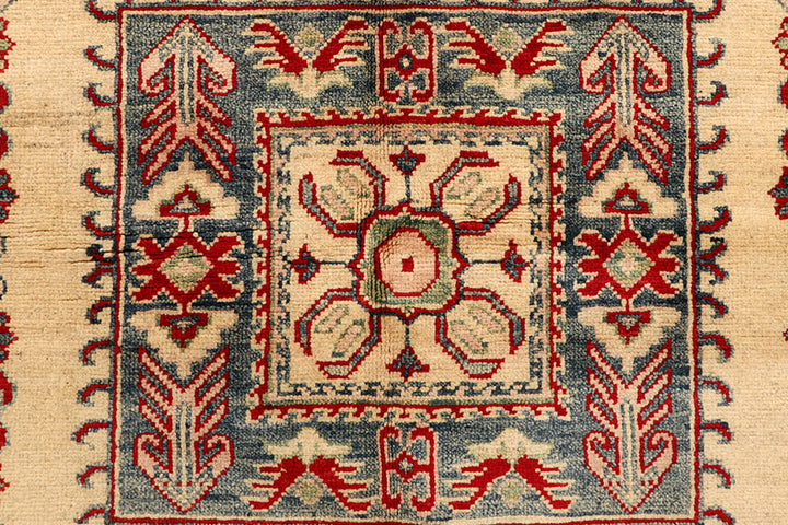 Navajo White Kazak 5' 1 x 6' 8 - No. 67611 - ALRUG Rug Store