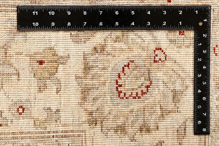 Blanched Almond Ziegler 5' 7 x 7' 10 - No. 67699 - ALRUG Rug Store