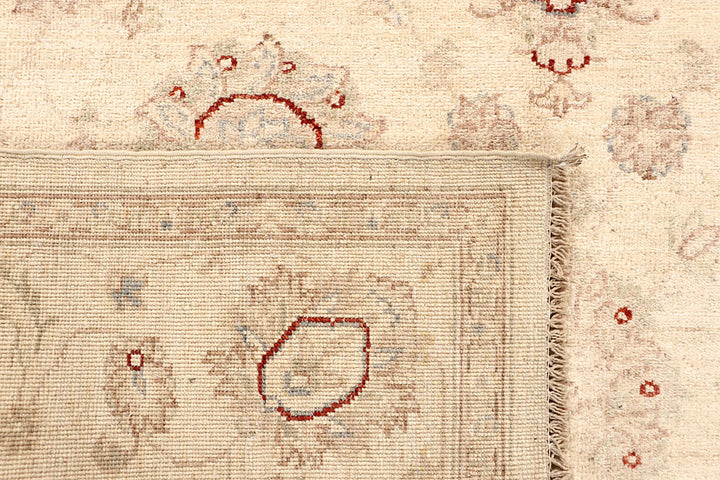 Blanched Almond Ziegler 5' 5 x 7' 10 - No. 67702 - ALRUG Rug Store