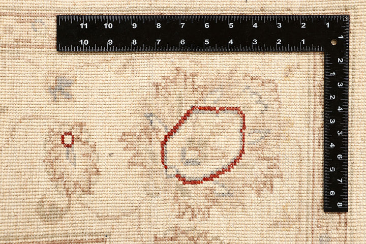 Blanched Almond Ziegler 5' 5 x 7' 10 - No. 67702 - ALRUG Rug Store