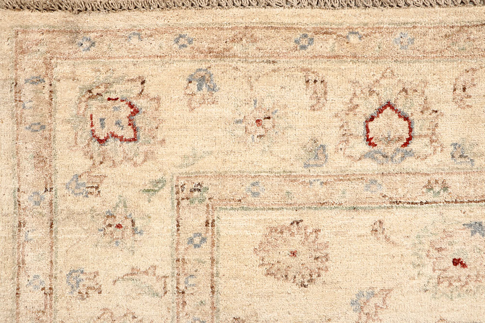 Bisque Ziegler 5' 7 x 7' 5 - No. 67705 - ALRUG Rug Store