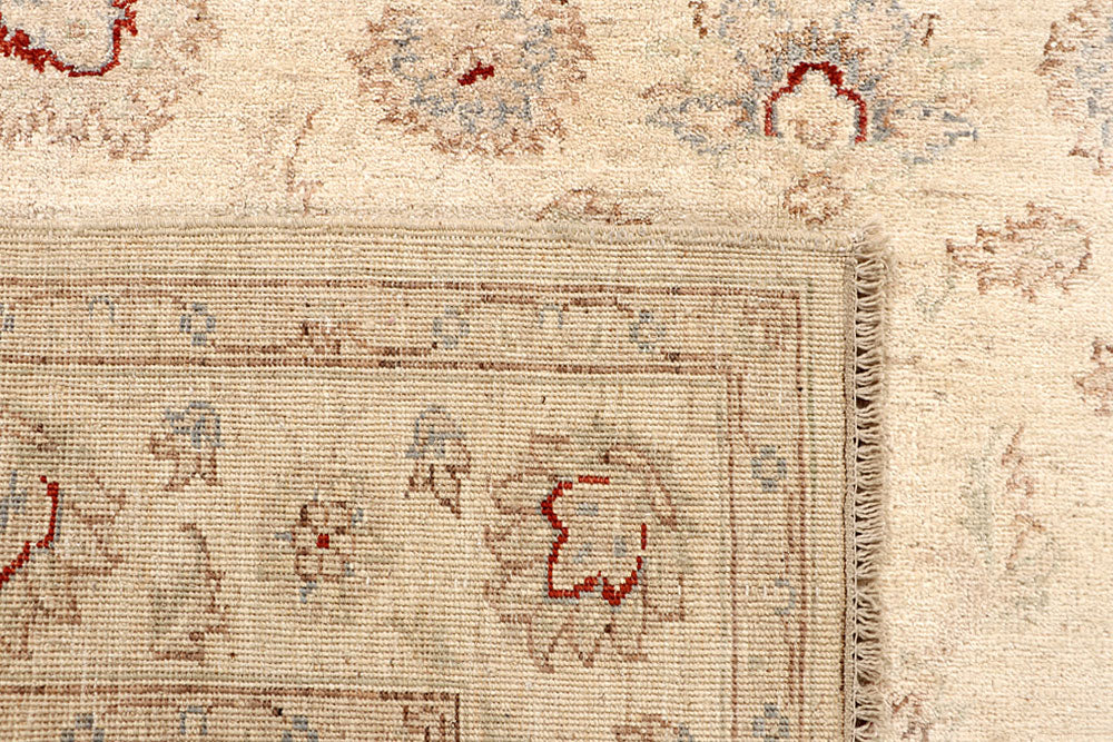 Bisque Ziegler 5' 7 x 7' 5 - No. 67705 - ALRUG Rug Store