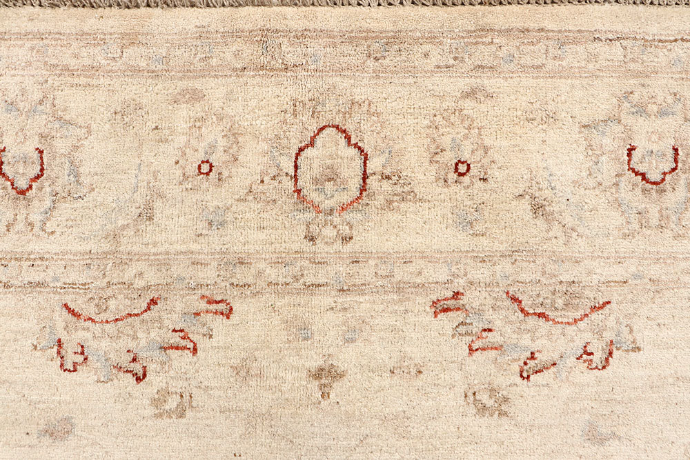Bisque Ziegler 5' 6 x 7' 8 - No. 67708 - ALRUG Rug Store
