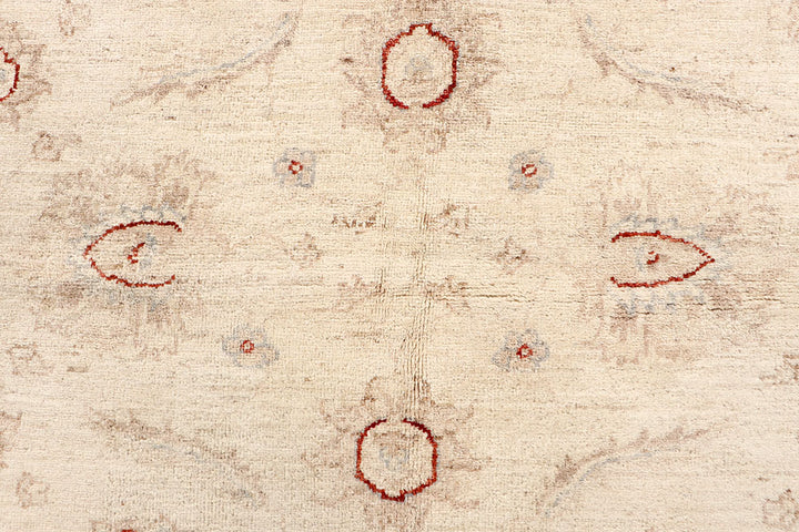 Bisque Ziegler 5' 6 x 7' 8 - No. 67708 - ALRUG Rug Store