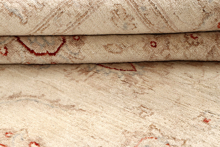 Bisque Ziegler 5' 6 x 7' 8 - No. 67708 - ALRUG Rug Store