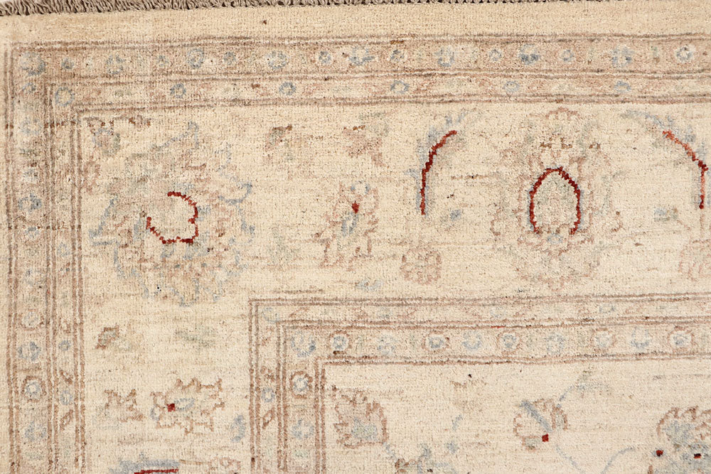 Blanched Almond Ziegler 6' 4 x 9' 7 - No. 67713 - ALRUG Rug Store