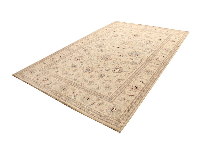 Blanched Almond Ziegler 6' 4 x 9' 7 - No. 67713 - ALRUG Rug Store