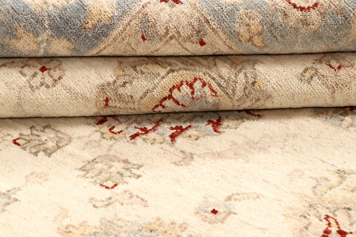 Blanched Almond Ziegler 6' 8 x 9' 9 - No. 67717 - ALRUG Rug Store