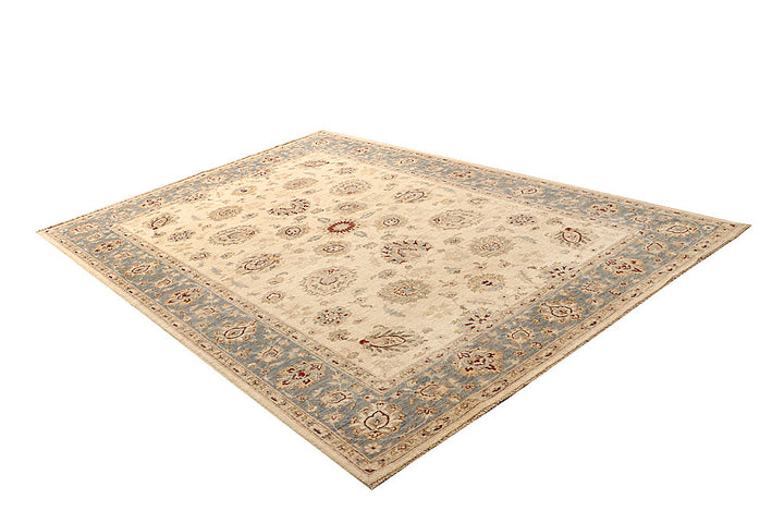 Blanched Almond Ziegler 6' 8 x 9' 9 - No. 67717 - ALRUG Rug Store