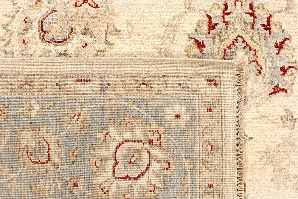 Blanched Almond Ziegler 6' 8 x 9' 9 - No. 67717 - ALRUG Rug Store