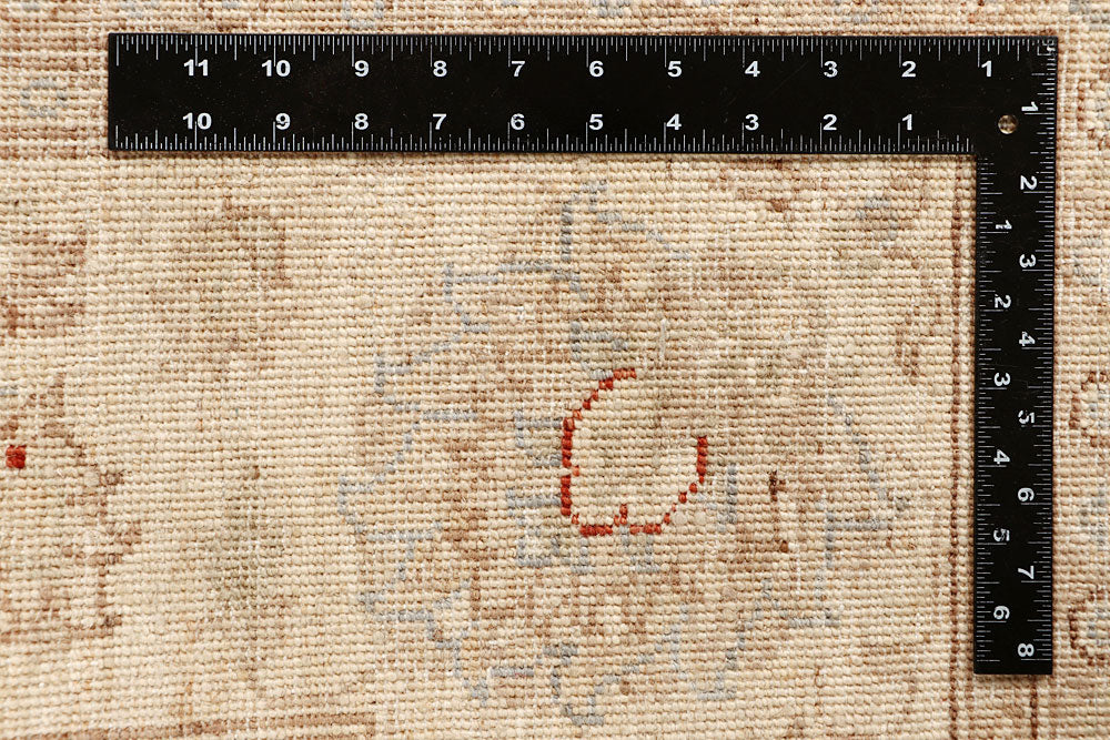 Bisque Ziegler 6' 4 x 9' 9 - No. 67728 - ALRUG Rug Store