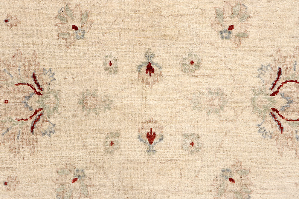 Navajo White Ziegler 6' 6 x 9' 8 - No. 67819 - ALRUG Rug Store