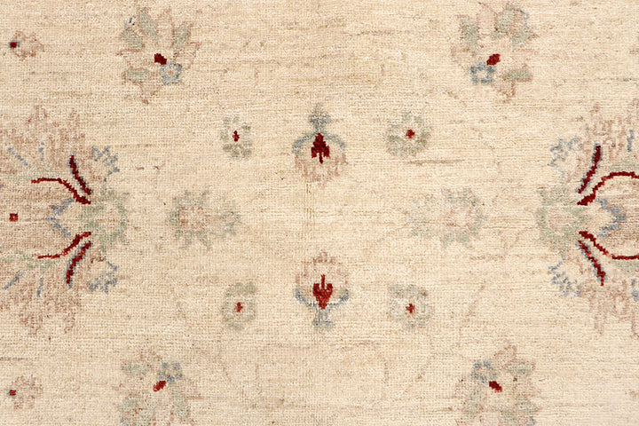 Navajo White Ziegler 6' 6 x 9' 8 - No. 67819 - ALRUG Rug Store