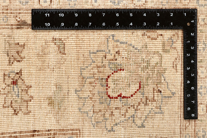 Navajo White Ziegler 6' 6 x 9' 8 - No. 67819 - ALRUG Rug Store