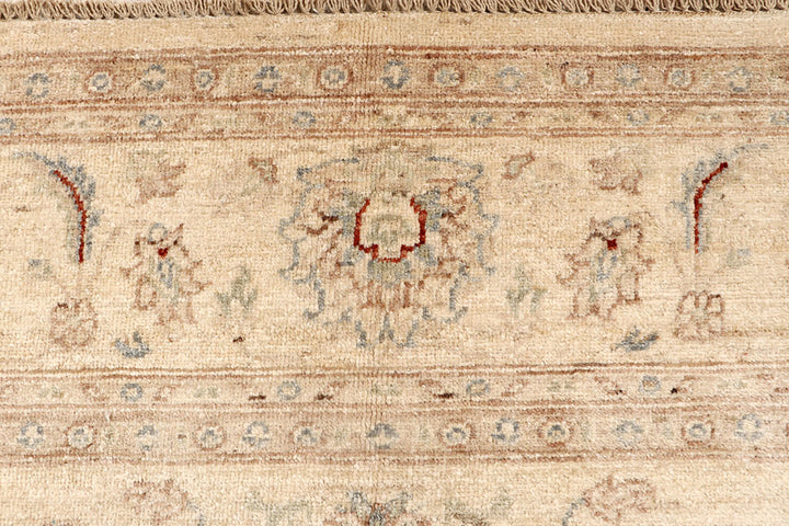 Bisque Ziegler 6' 7 x 9' 11 - No. 67822 - ALRUG Rug Store