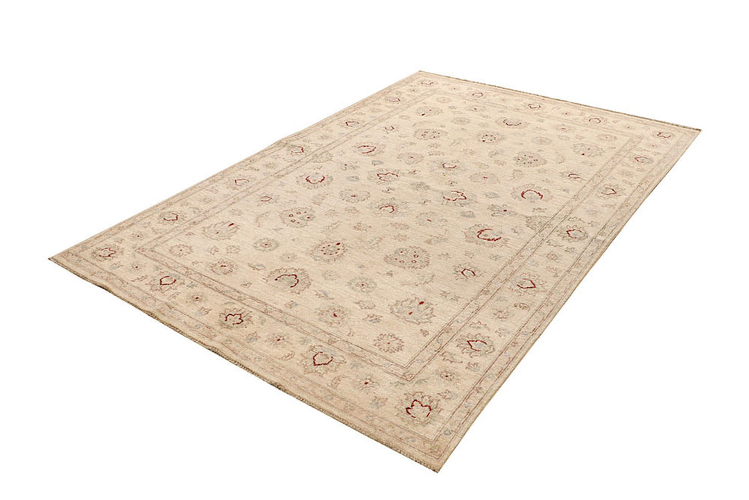 Bisque Ziegler 5' 6 x 7' 11 - No. 67823 - ALRUG Rug Store