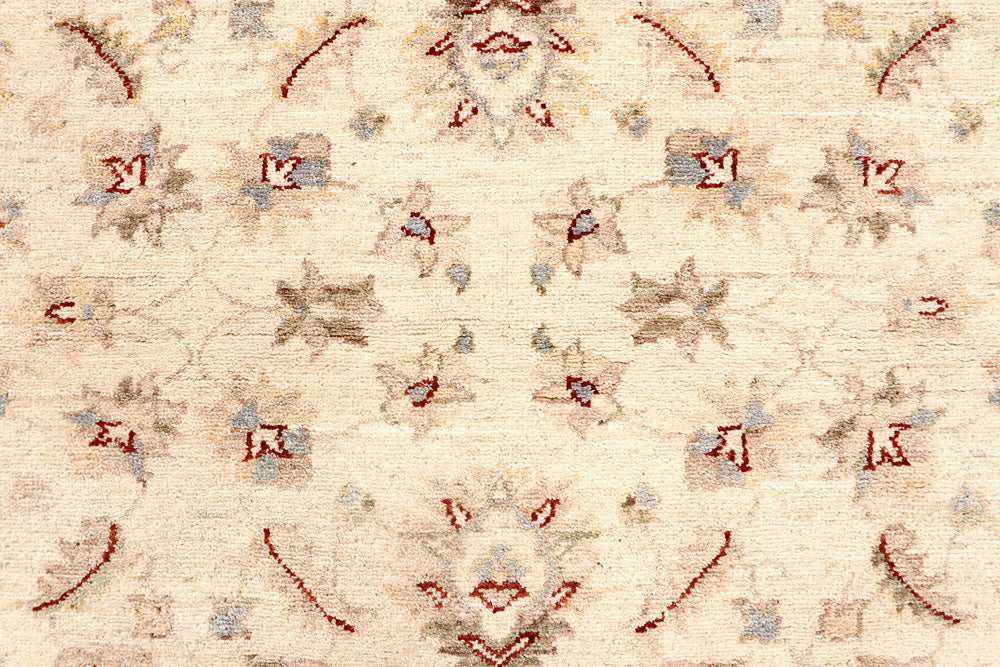 Bisque Ziegler 4' 6 x 6' 11 - No. 67824 - ALRUG Rug Store