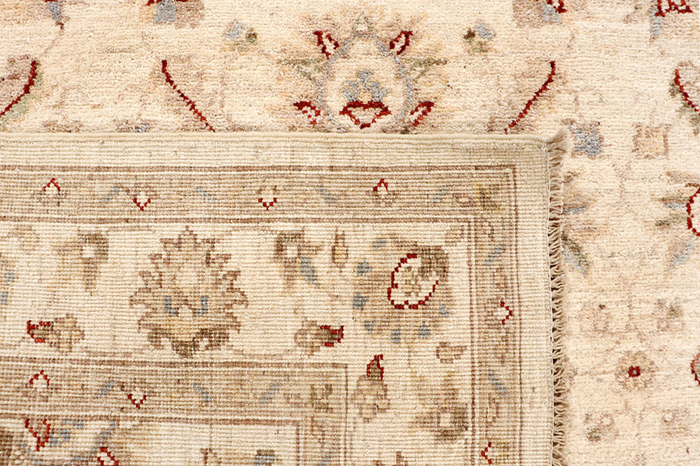 Bisque Ziegler 4' 6 x 6' 11 - No. 67824 - ALRUG Rug Store