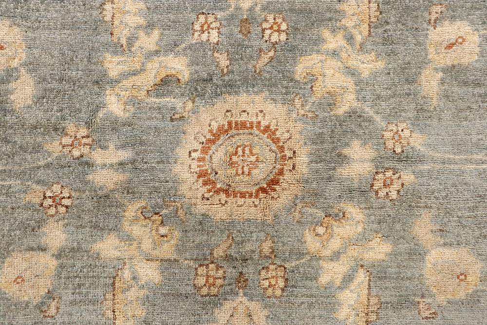 Silver Ziegler 6' 6 x 9' 8 - No. 67920 - ALRUG Rug Store