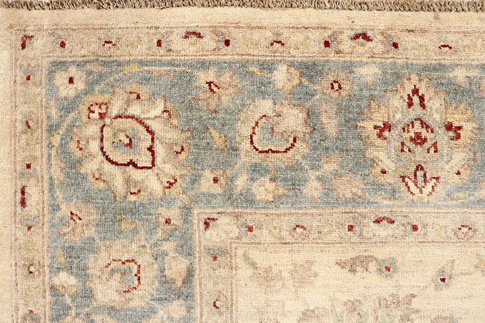 Blanched Almond Ziegler 6' 9 x 9' 8 - No. 67922 - ALRUG Rug Store