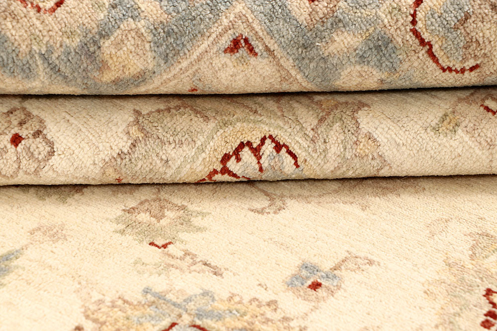 Blanched Almond Ziegler 6' 9 x 9' 8 - No. 67922 - ALRUG Rug Store