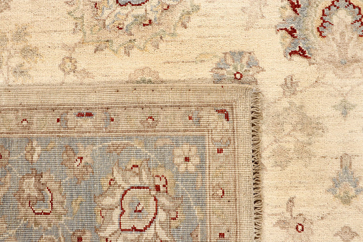 Blanched Almond Ziegler 6' 9 x 9' 8 - No. 67922 - ALRUG Rug Store