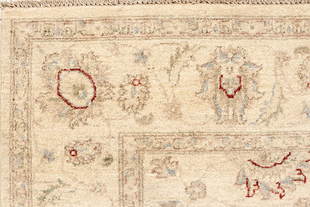 Bisque Ziegler 5' 5 x 7' 10 - No. 67924 - ALRUG Rug Store