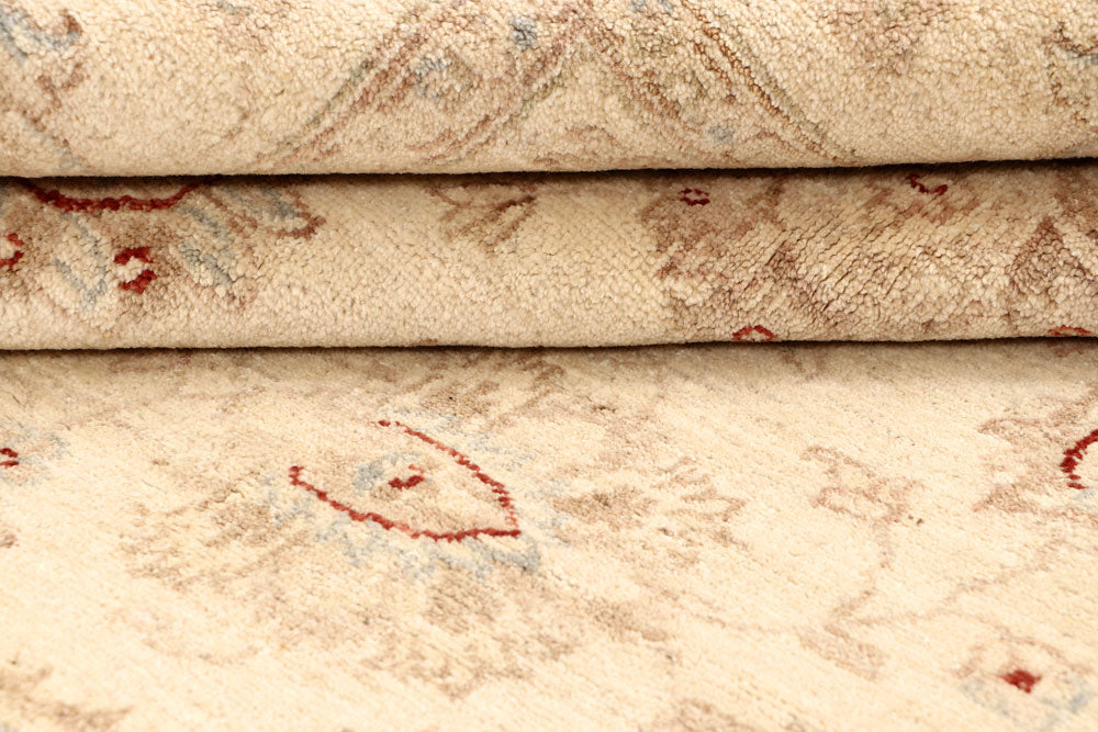 Bisque Ziegler 5' 5 x 7' 10 - No. 67924 - ALRUG Rug Store