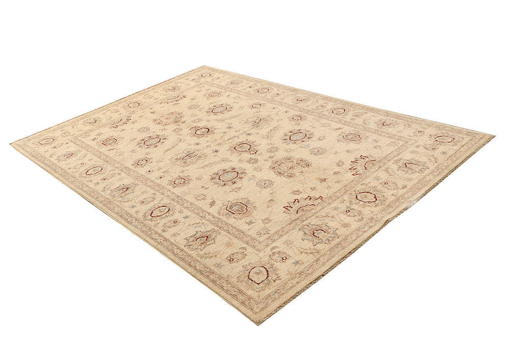 Bisque Ziegler 5' 5 x 7' 10 - No. 67924 - ALRUG Rug Store
