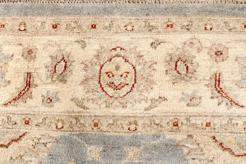 Silver Ziegler 5' 7 x 7' 10 - No. 68041 - ALRUG Rug Store